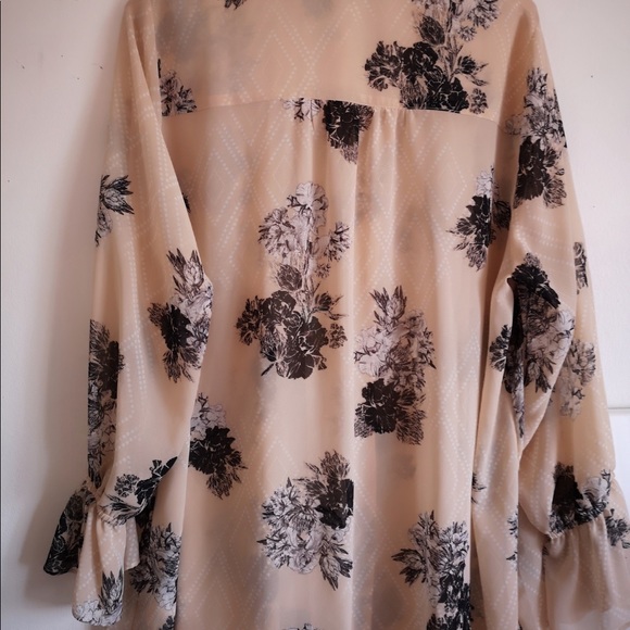 Brand new designer blouse - Picture 4 of 5